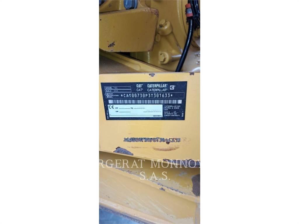 CAT 730 ساحبات مفصلية