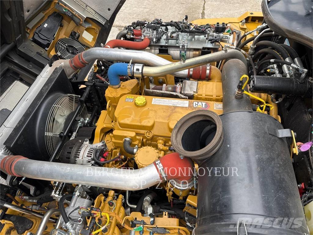 CAT 730 ساحبات مفصلية