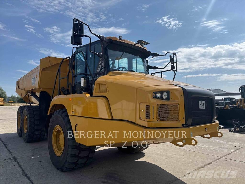 CAT 730 ساحبات مفصلية