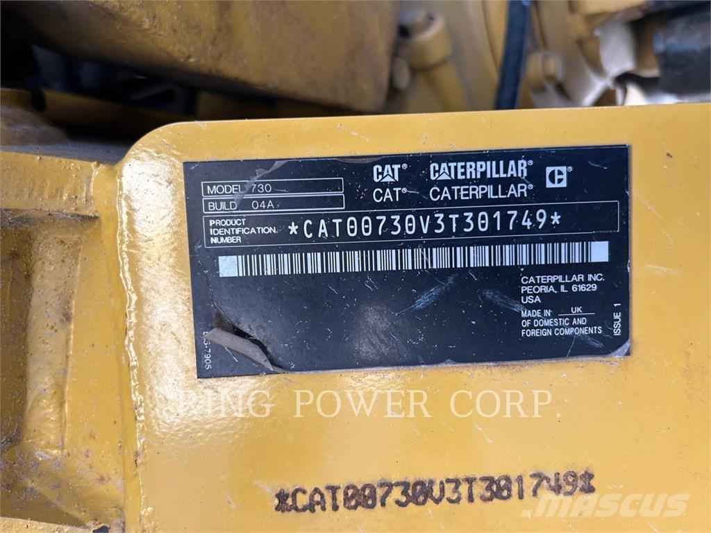 CAT 730 ساحبات مفصلية