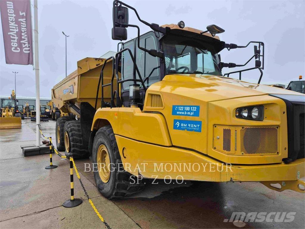 CAT 730 ساحبات مفصلية