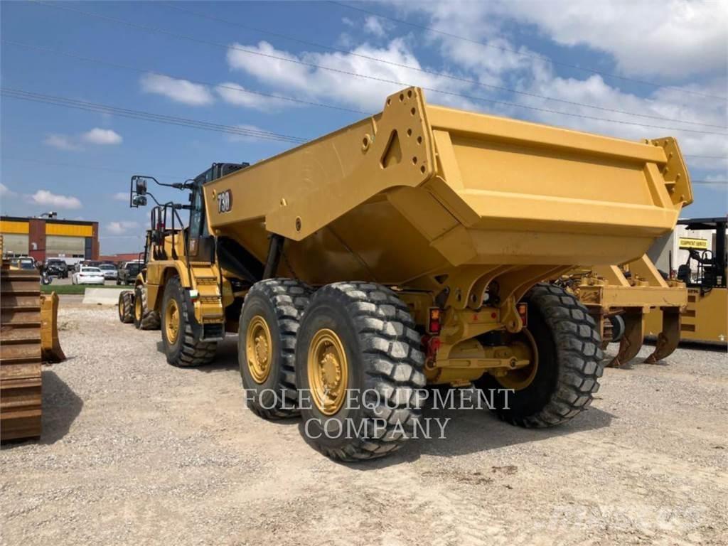 CAT 730-04 ساحبات مفصلية
