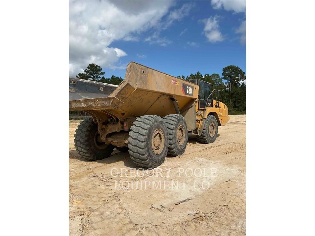 CAT 73004 ساحبات مفصلية