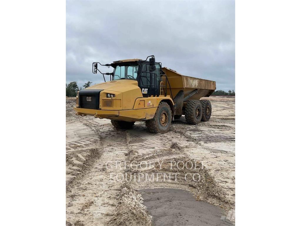 CAT 73004 ساحبات مفصلية