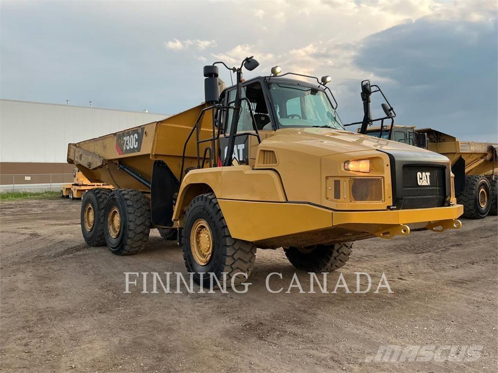 CAT 730C ساحبات مفصلية