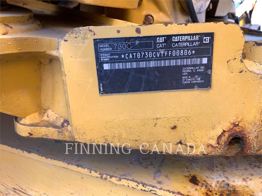 CAT 730C ساحبات مفصلية