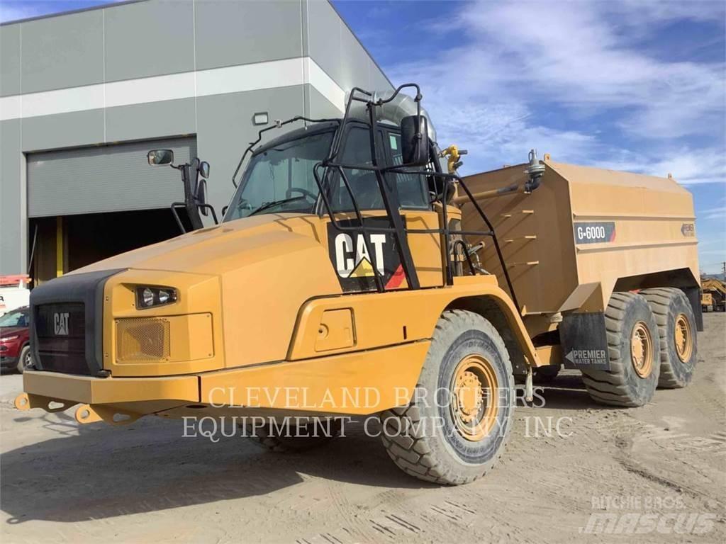 CAT 730C WW صهاريج مياه