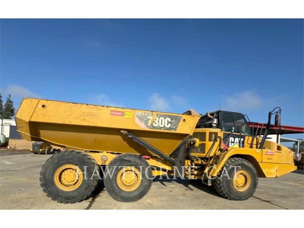 CAT 730C2 ساحبات مفصلية