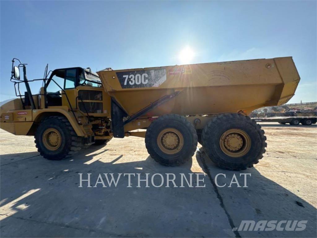 CAT 730C2 ساحبات مفصلية