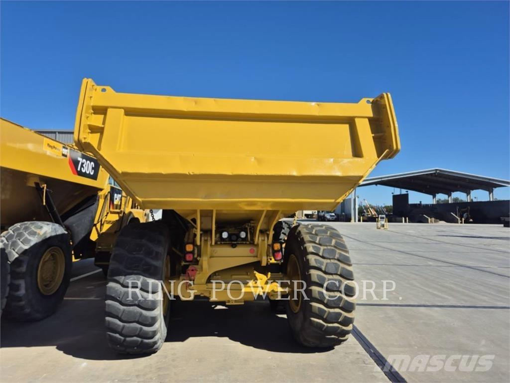 CAT 730TG ساحبات مفصلية