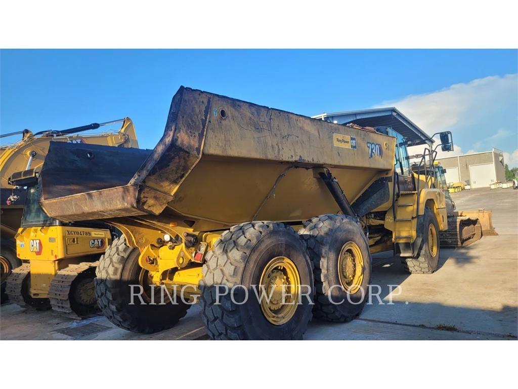 CAT 730TG ساحبات مفصلية