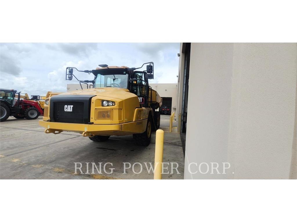 CAT 730TG ساحبات مفصلية