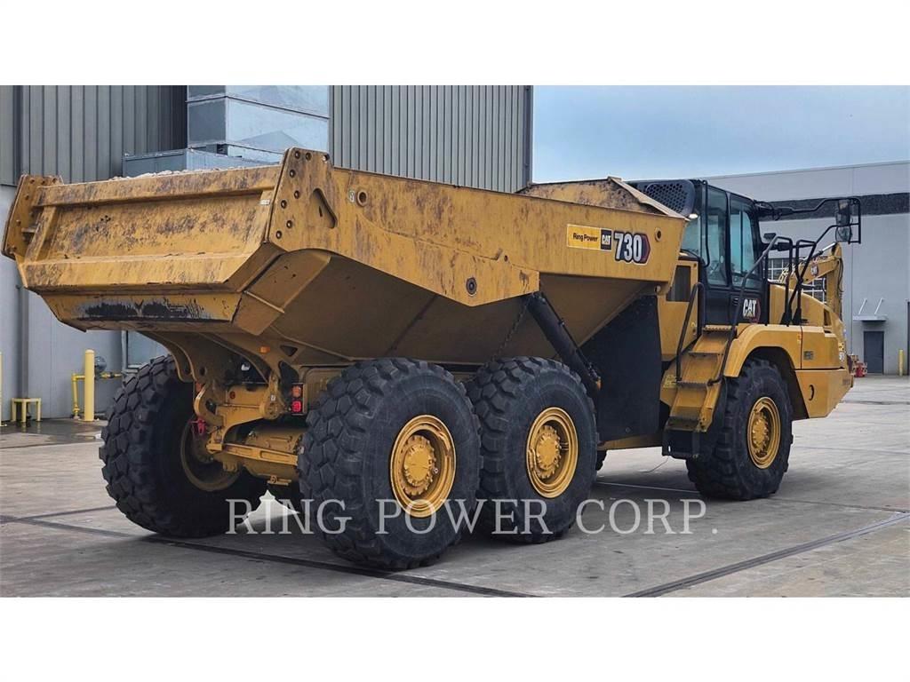 CAT 730WW شاحنات ذات صهاريج