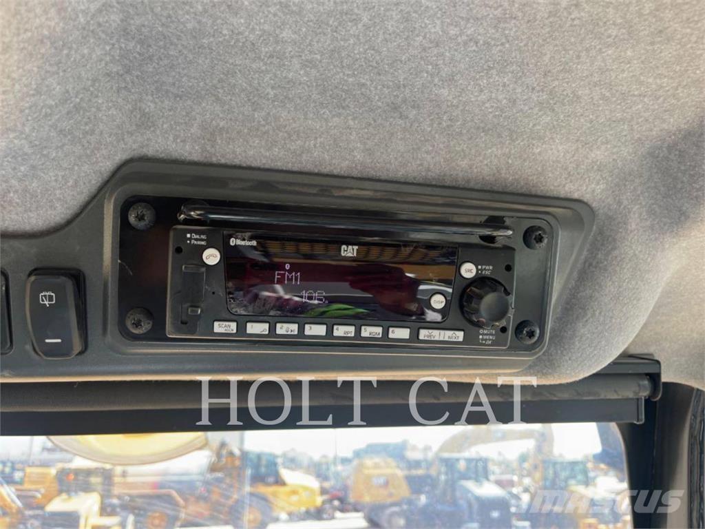 CAT 735 ساحبات مفصلية