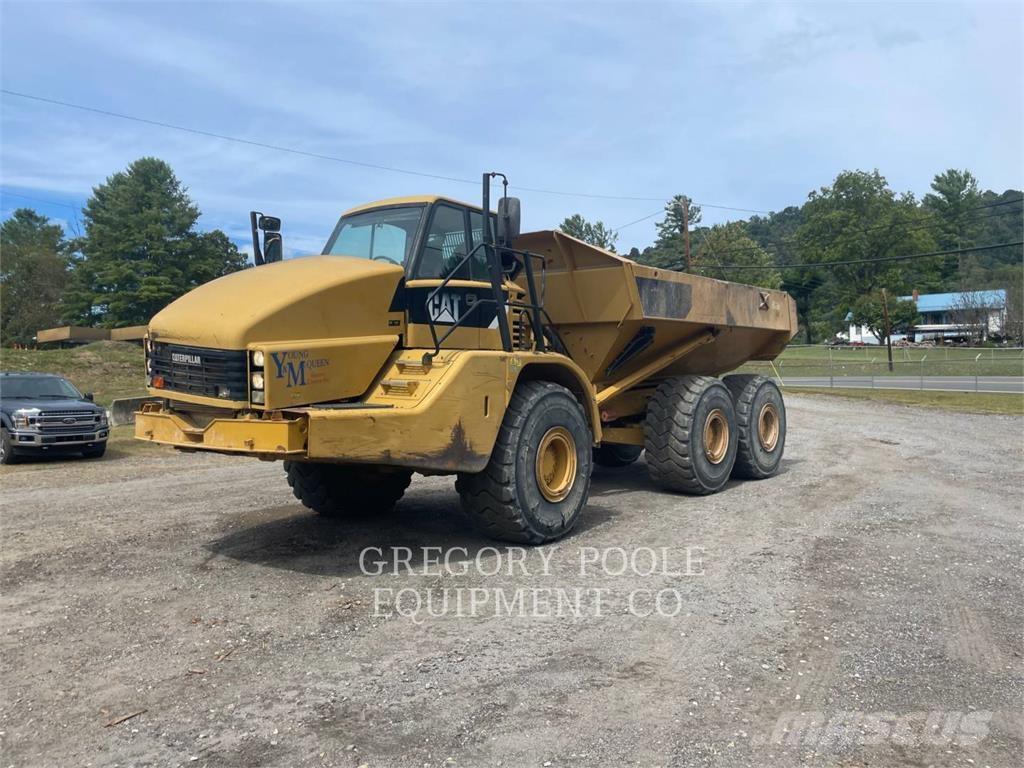 CAT 740 ساحبات مفصلية