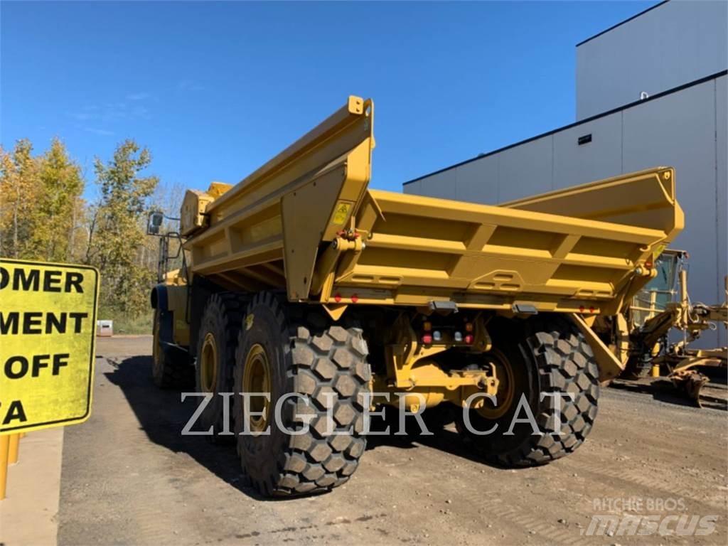CAT 740-04EJ ساحبات مفصلية