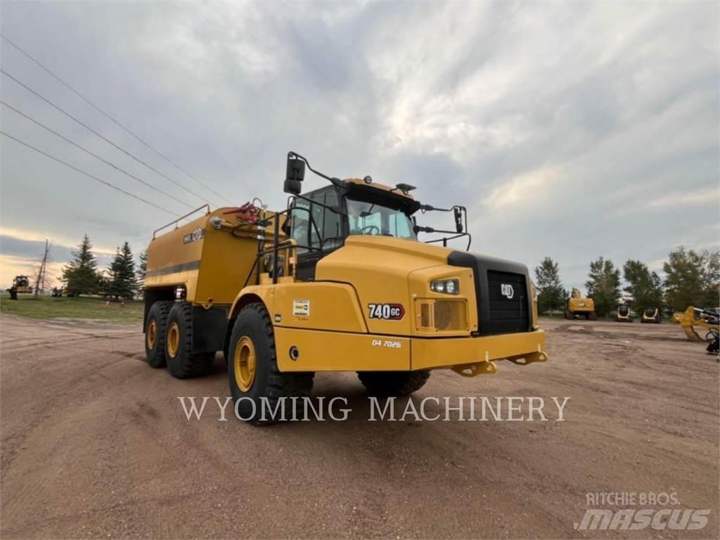 CAT 740 GC ساحبات مفصلية