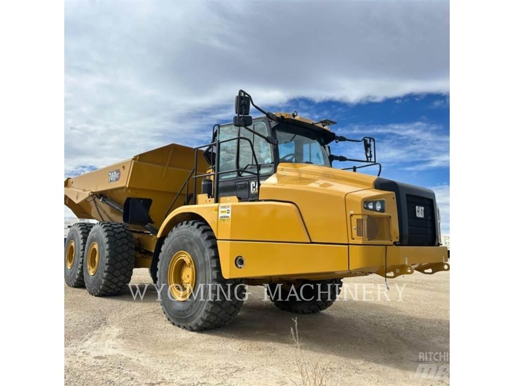 CAT 740 GC ساحبات مفصلية