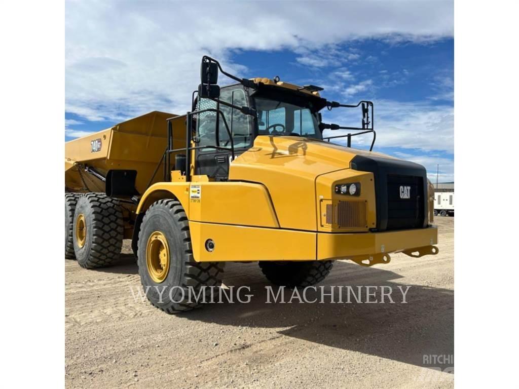 CAT 740 GC ساحبات مفصلية