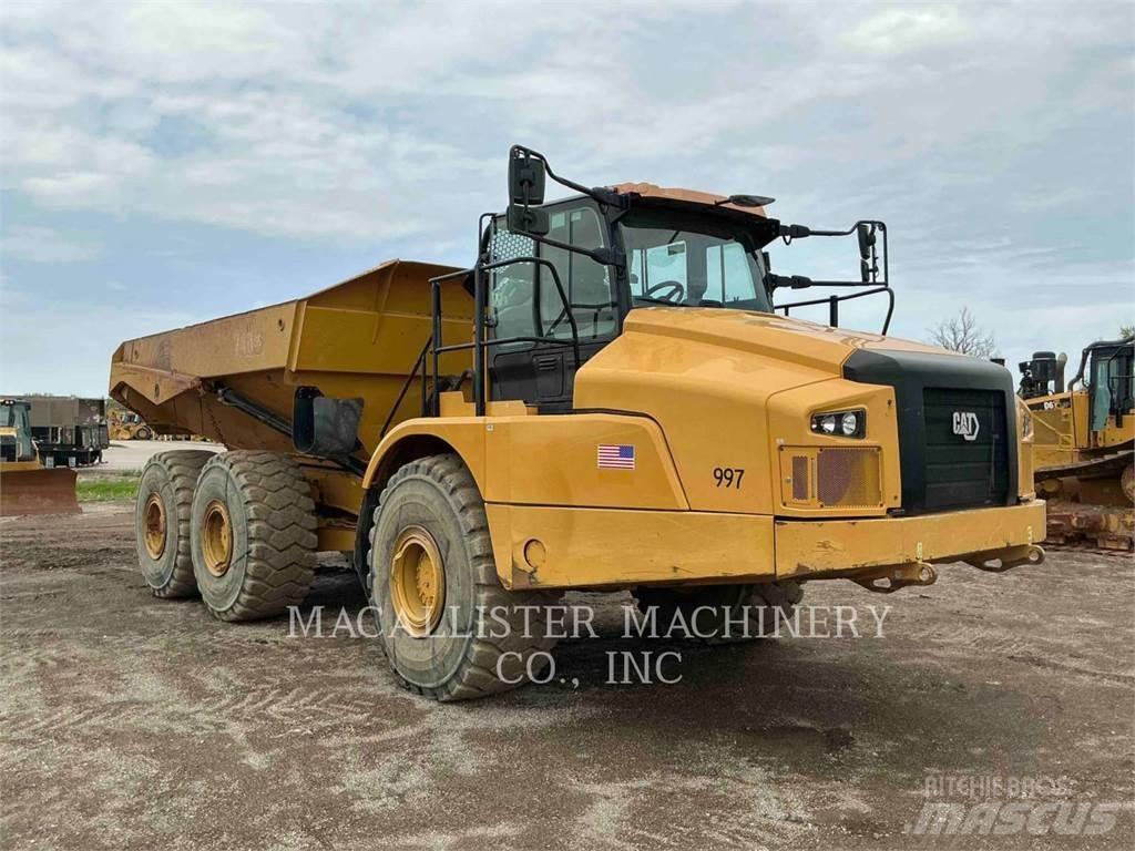 CAT 740 GC ساحبات مفصلية