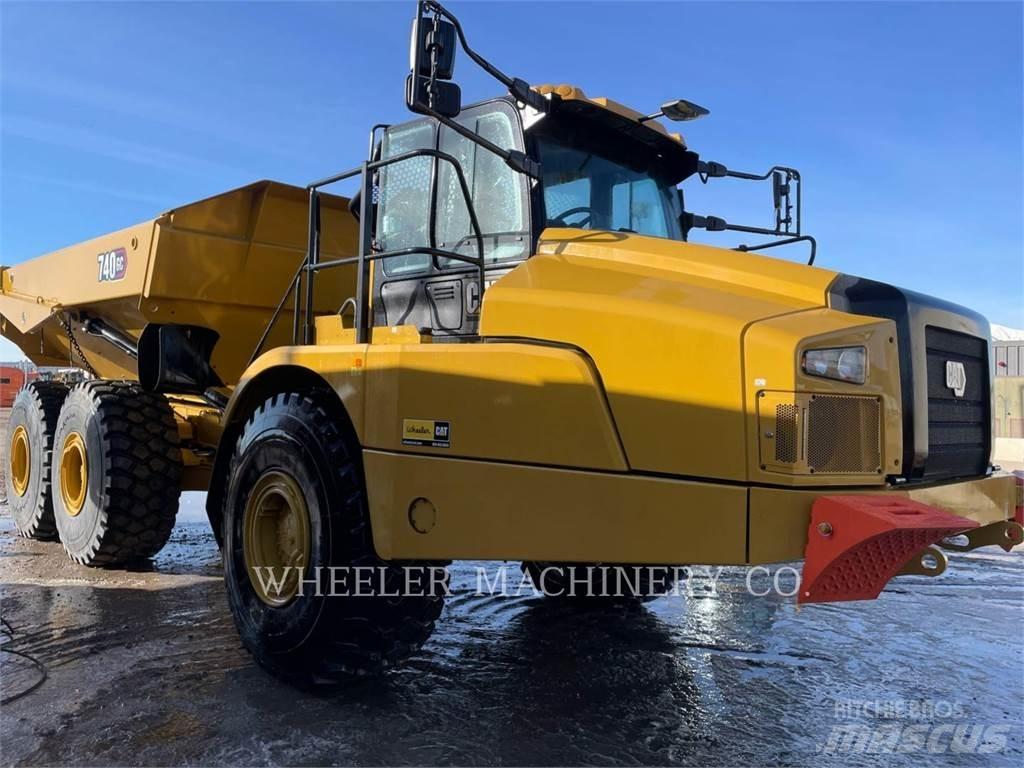 CAT 740 GC TG ساحبات مفصلية