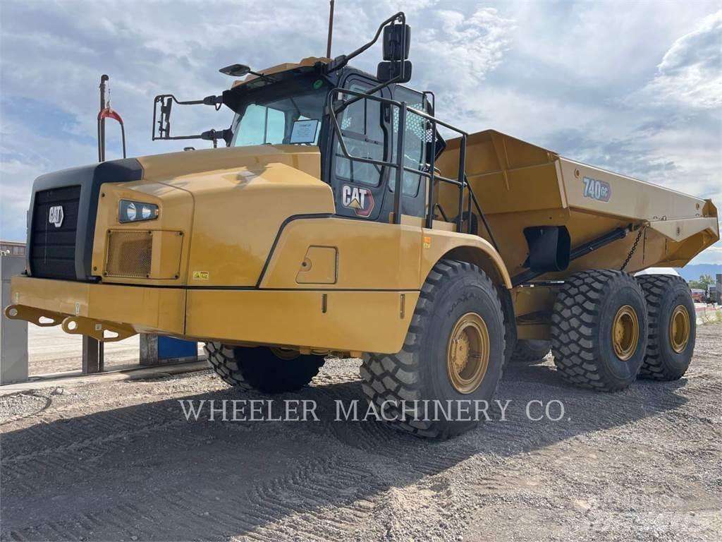 CAT 740 GC TG ساحبات مفصلية