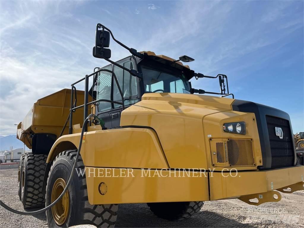 CAT 740 GC TG ساحبات مفصلية