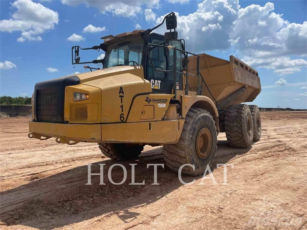 CAT 74004GC ساحبات مفصلية