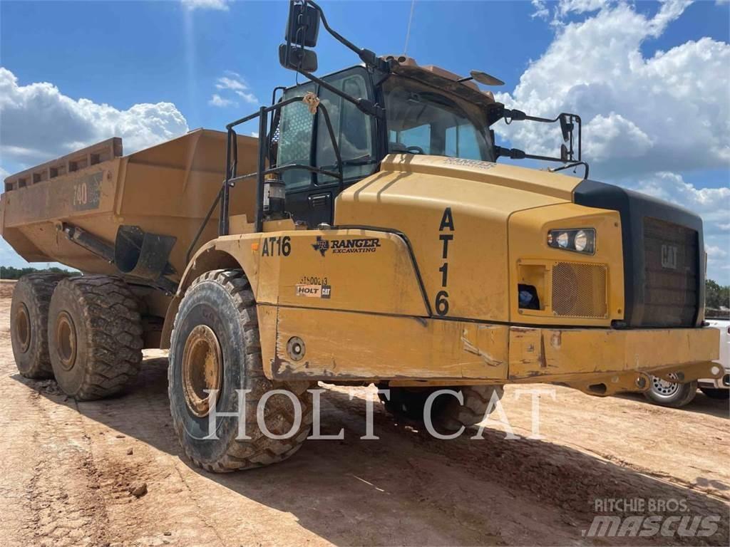 CAT 74004GC ساحبات مفصلية