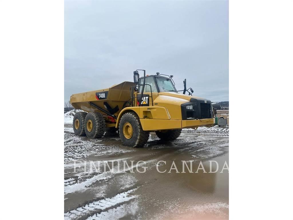CAT 740B ساحبات مفصلية