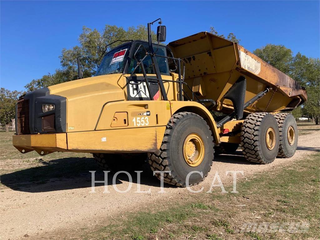 CAT 740B ساحبات مفصلية