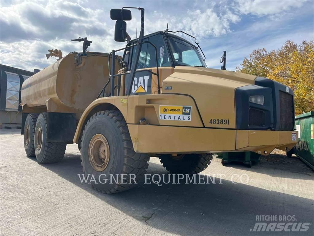 CAT 740B WT صهاريج مياه