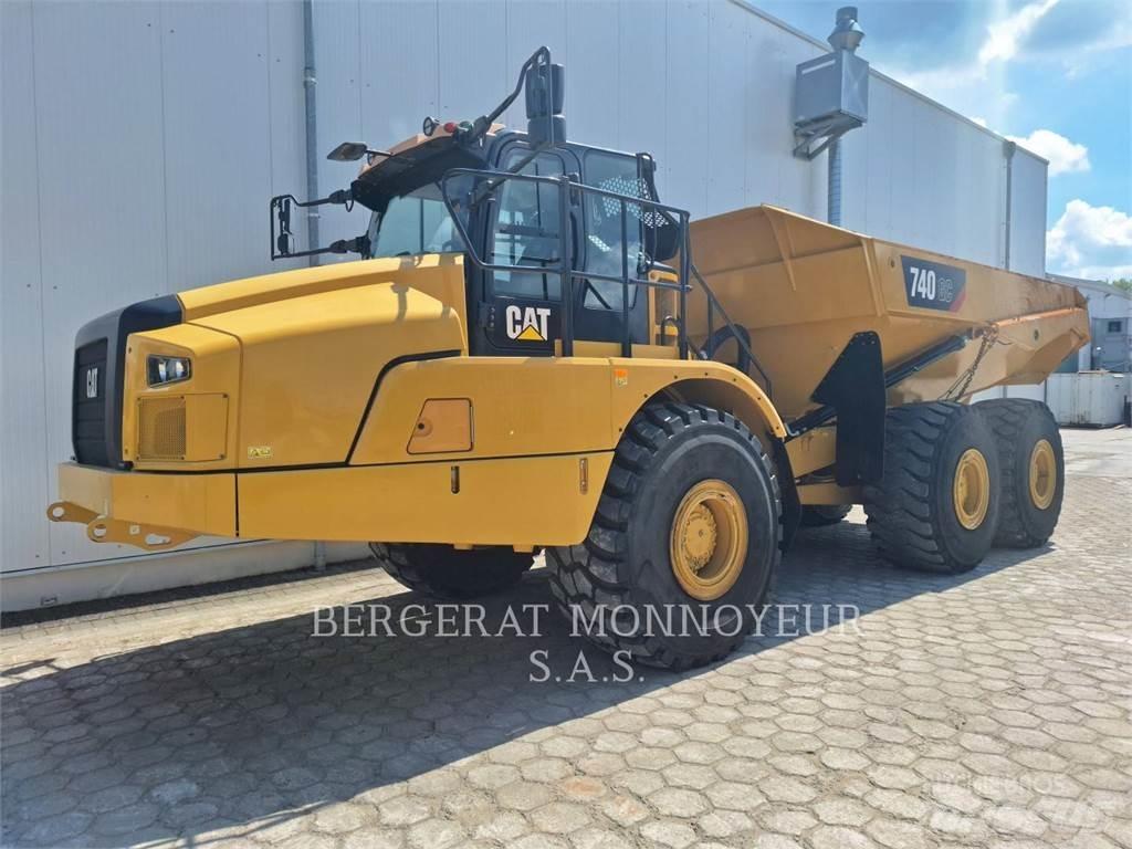 CAT 740GC ساحبات مفصلية