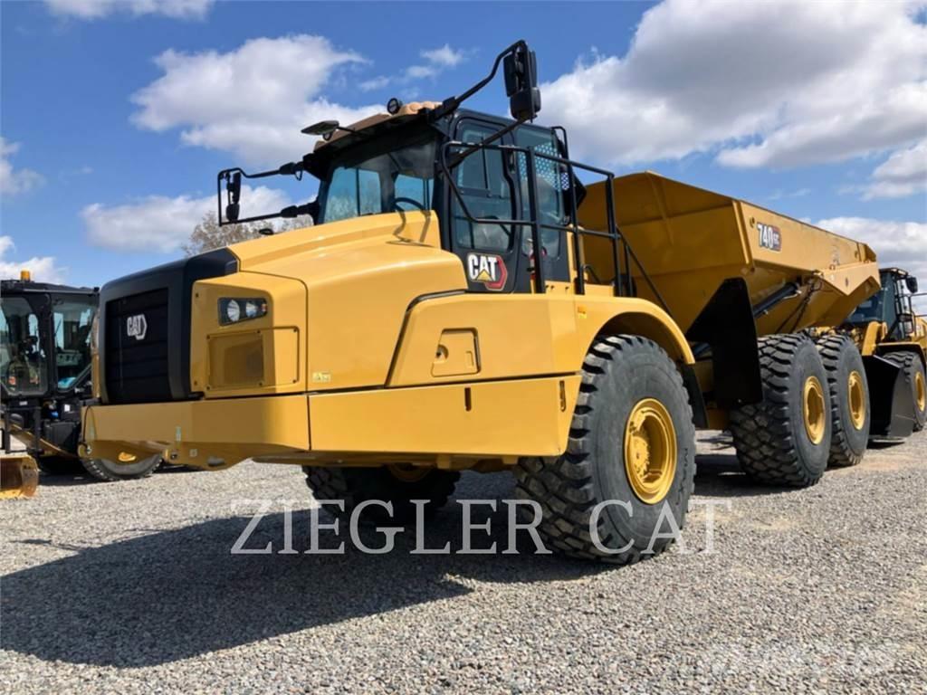 CAT 740GC ساحبات مفصلية