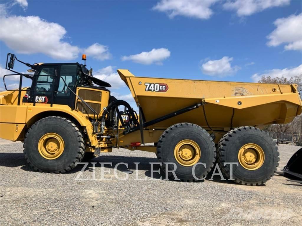 CAT 740GC ساحبات مفصلية
