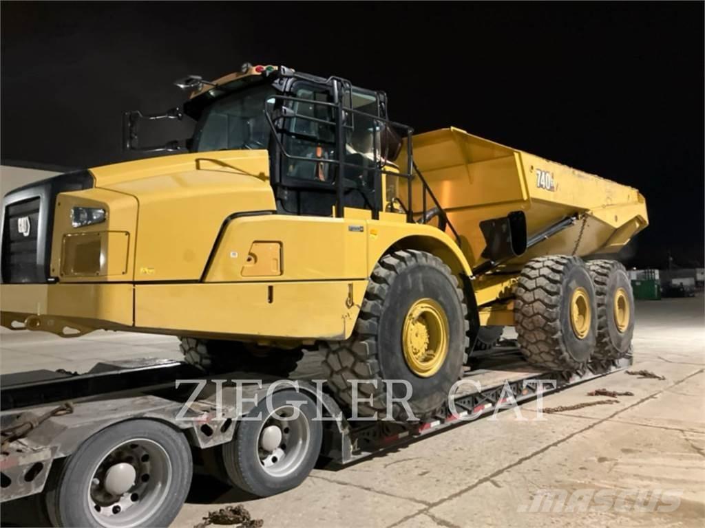 CAT 740GC ساحبات مفصلية