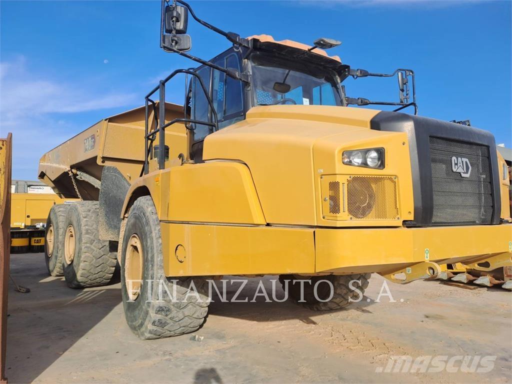 CAT 740GC ساحبات مفصلية