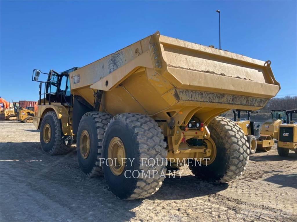 CAT 740GC-04 ساحبات مفصلية