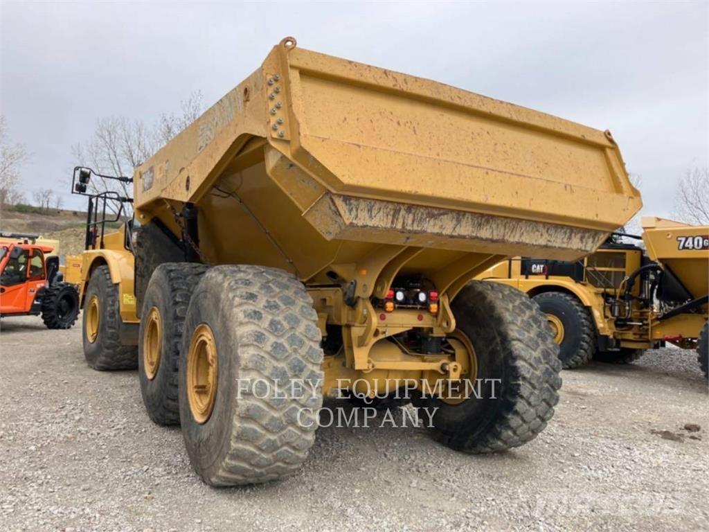 CAT 740GC-04 ساحبات مفصلية