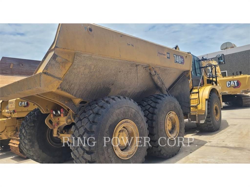 CAT 740GCTG ساحبات مفصلية