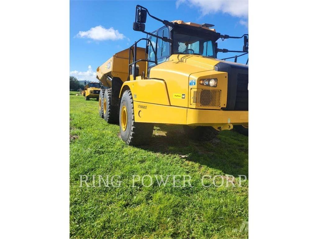CAT 740GCTG ساحبات مفصلية