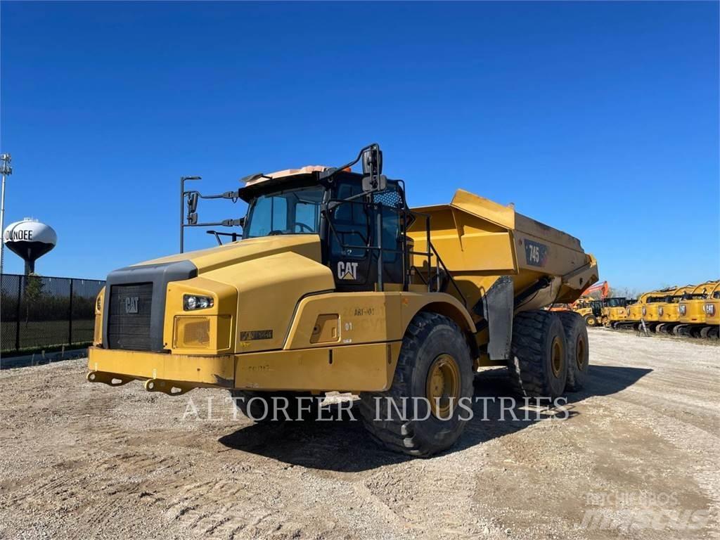CAT 745 ساحبات مفصلية