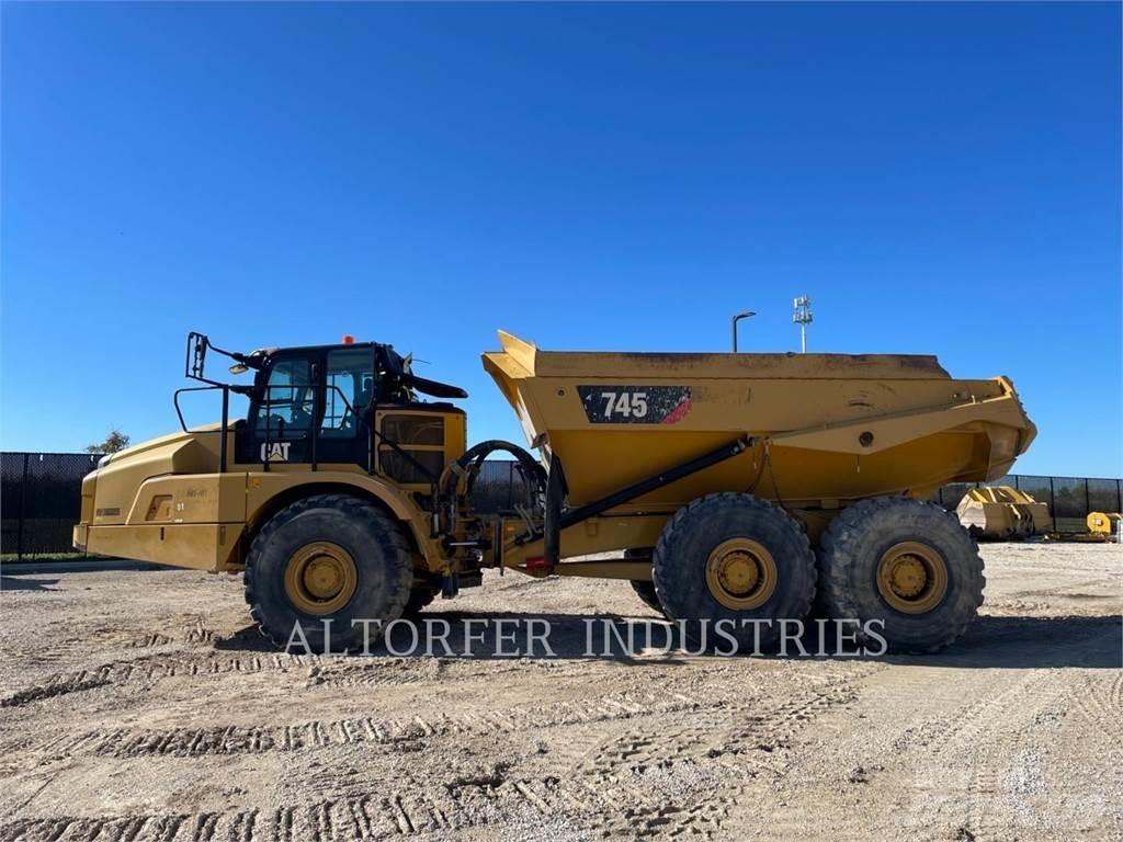 CAT 745 ساحبات مفصلية