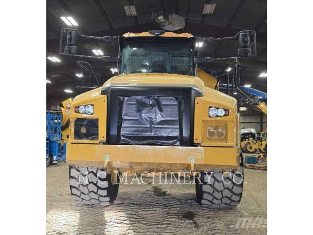 CAT 745 ساحبات مفصلية