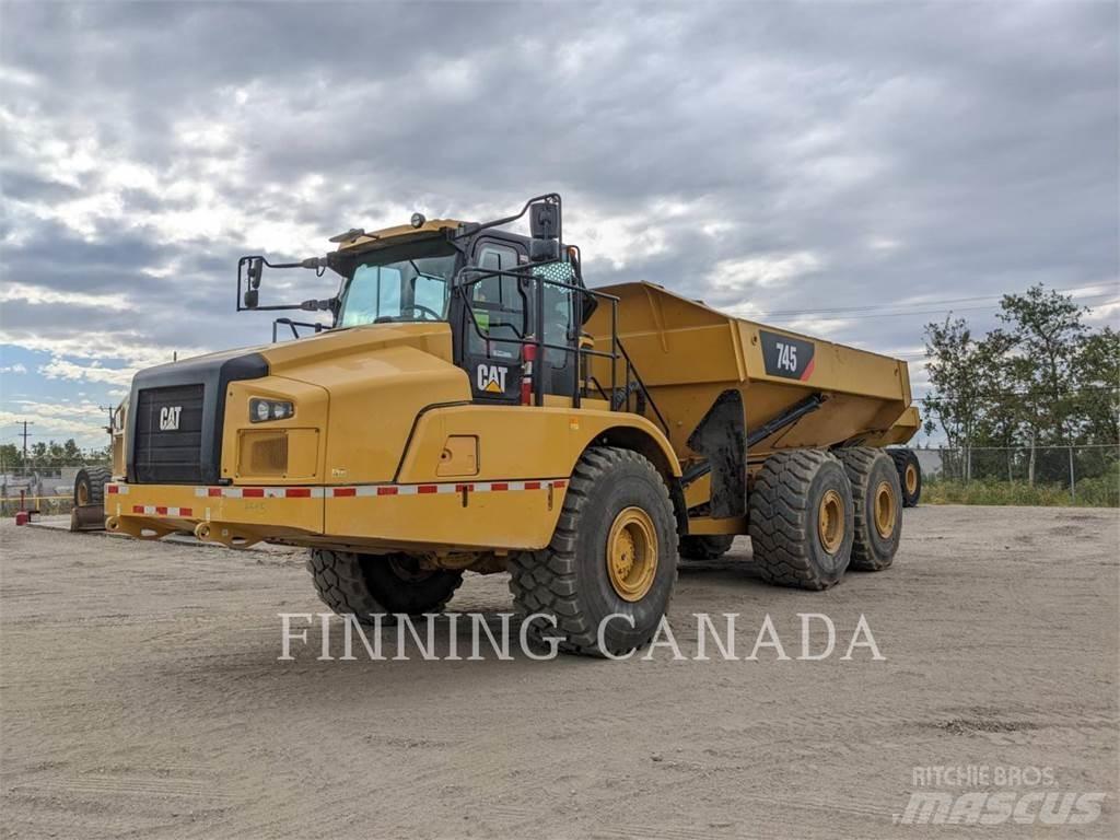 CAT 745 ساحبات مفصلية