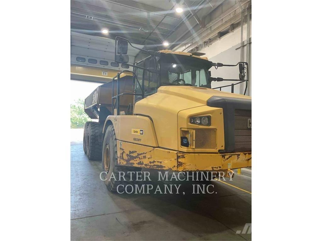 CAT 745 ساحبات مفصلية