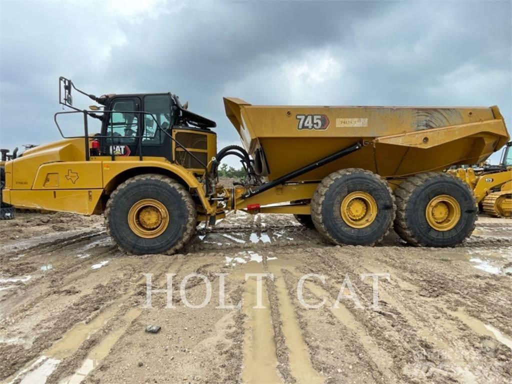 CAT 745 ساحبات مفصلية