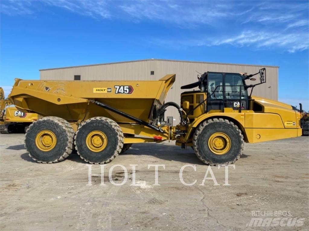 CAT 745 ساحبات مفصلية