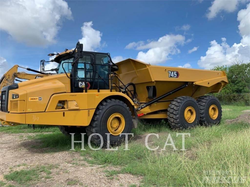 CAT 745 ساحبات مفصلية