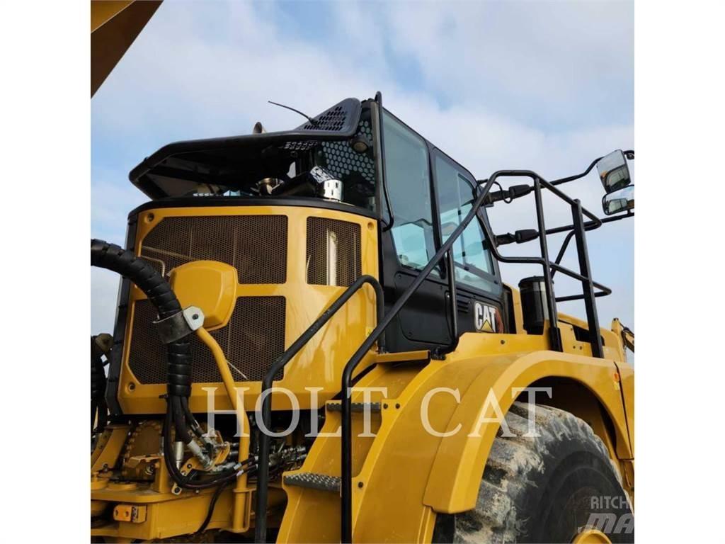 CAT 745 ساحبات مفصلية
